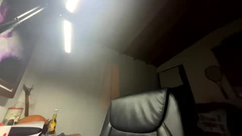 Snapshot of rhaegal_hot chatting on 02/24/25, 12:09 Rhaegal online show from 02/24/25, 12:09