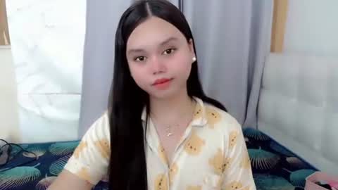 rhianne_fuckdoll online show from 10/21/25, 02:56