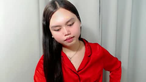 rhianne_fuckdoll online show from 10/28/25, 05:33