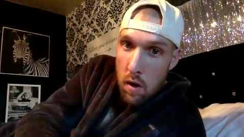 Snapshot of rhino28ab26 chatting on 10/01/25, 12:44 Rhino online show from 10/01/25, 12:44