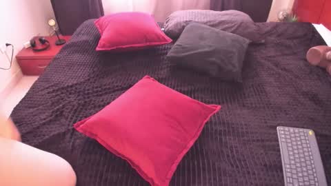 Rhonda online show from 09/17/25, 08:54