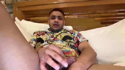 Snapshot of rhythmhates chatting on 10/21/25, 06:08 Rhythm Hates online show from 10/21/25, 06:08