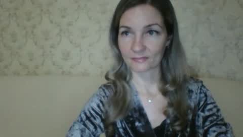 Snapshot of rialur09 chatting on 03/09/25, 05:28 Galina online show from 03/09/25, 05:28