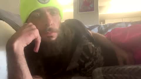 Snapshot of rian512612 chatting on 12/19/25, 06:37 rian512612 online show from 12/19/25, 06:37