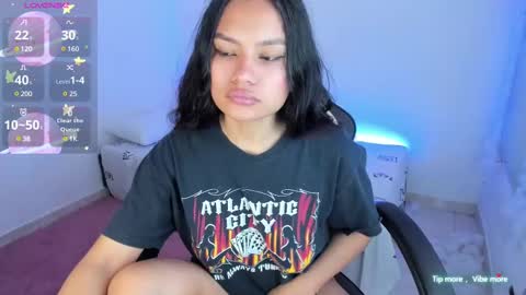 RianaK online show from 02/12/25, 09:43