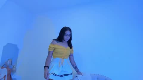 Snapshot of riby_ chatting on 05/20/26, 06:36 riby online show from 05/20/26, 06:36