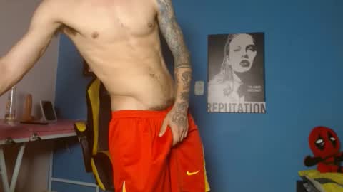 ricardo_big_cock online show from 04/06/26, 11:27