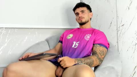 ricardogonzalez666 online show from 03/08/26, 04:22