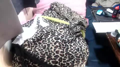 ricardovilla017 online show from 02/17/25, 02:26