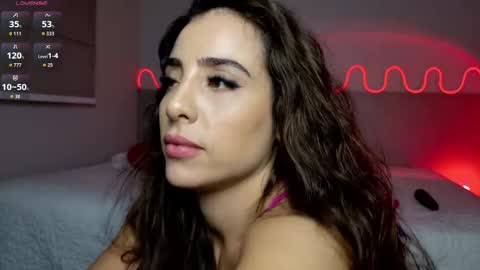 Snapshot of ricasashaa chatting on 11/17/25, 02:28 Leo Sasha online show from 11/17/25, 02:28