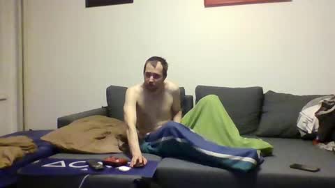 Snapshot of ricciardio chatting on 06/09/26, 11:27 ricciardio online show from 06/09/26, 11:27