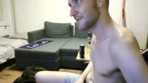 Snapshot of ricciardio chatting on 07/02/26, 08:59 ricciardio online show from 07/02/26, 08:59