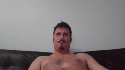 Snapshot of ricciestick chatting on 10/27/25, 01:20 ricciestick online show from 10/27/25, 01:20