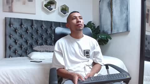 Snapshot of richar_voller chatting on 02/04/25, 10:54 richar_voller online show from 02/04/25, 10:54