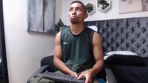 Snapshot of richar_voller chatting on 03/14/26, 11:26 richar_voller online show from 03/14/26, 11:26