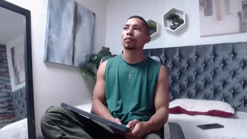 Snapshot of richar_voller chatting on 03/26/26, 11:27 richar_voller online show from 03/26/26, 11:27