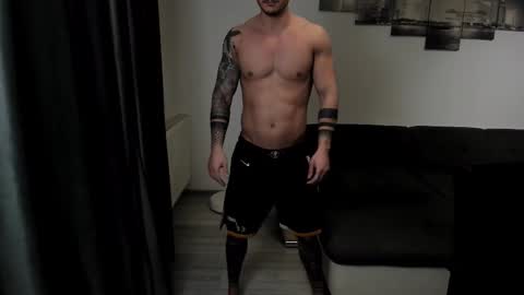 RichardDarell online show from 12/19/25, 05:47