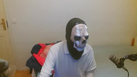 Snapshot of richarddavidson94 chatting on 10/14/25, 02:12 richarddavidson94 online show from 10/14/25, 02:12