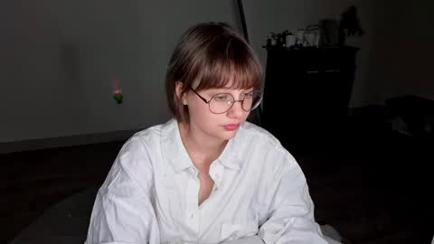 Luna online show from 05/31/26, 06:53