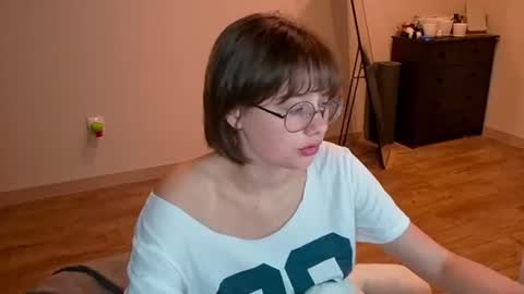 Snapshot of richardlundsten chatting on 07/13/26, 07:27 Luna online show from 07/13/26, 07:27