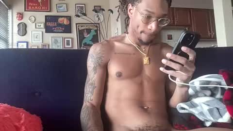 Snapshot of richchris66 chatting on 02/02/25, 06:53 richchris66 online show from 02/02/25, 06:53