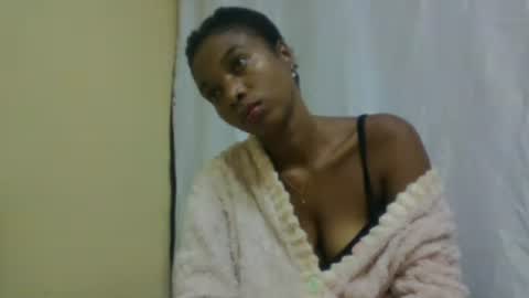 Snapshot of richella34 chatting on 06/14/26, 02:41 richella34 online show from 06/14/26, 02:41
