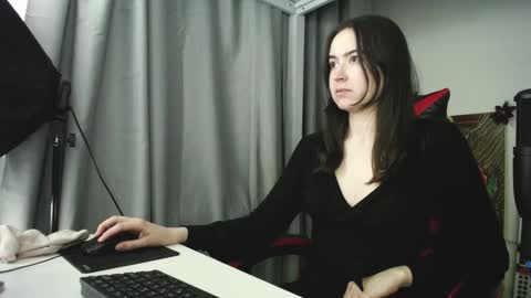 Snapshot of richmasya chatting on 02/12/25, 12:27 richmasya online show from 02/12/25, 12:27