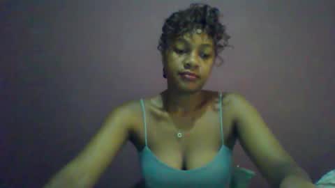 ricie001 online show from 05/06/26, 12:21