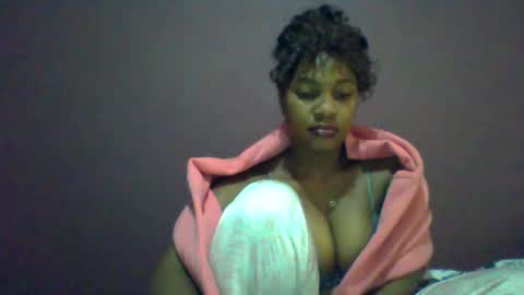 ricie001 online show from 06/10/26, 11:42