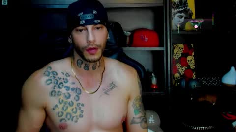 Snapshot of rickg_oficial chatting on 10/26/25, 12:49 RICKG online show from 10/26/25, 12:49