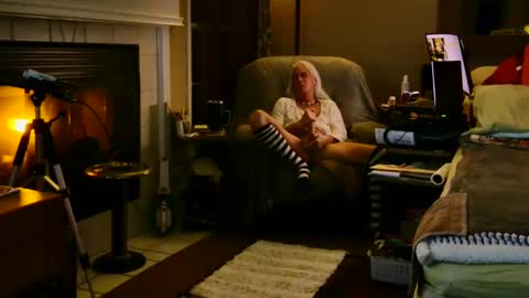 PINK HOLE TWINK online show from 02/28/25, 08:53