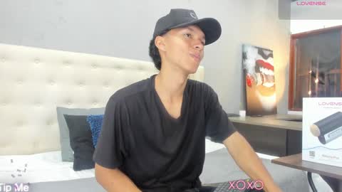 Snapshot of ricky_backus chatting on 02/28/25, 11:14 Ricky Backus online show from 02/28/25, 11:14