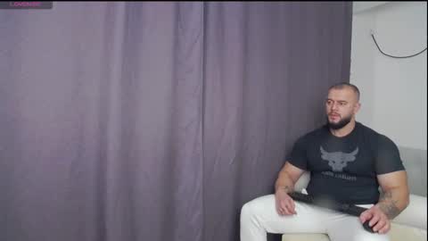 rickymiami1 online show from 12/18/25, 07:31