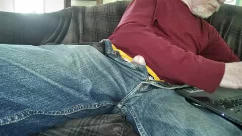 Easy if yun are good see my pics online show from 04/16/26, 07:03