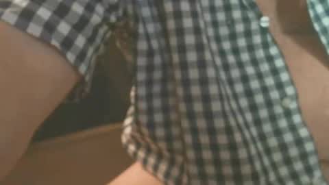 Snapshot of rifplayer0077 chatting on 12/17/25, 02:01 rifplayer0077 online show from 12/17/25, 02:01