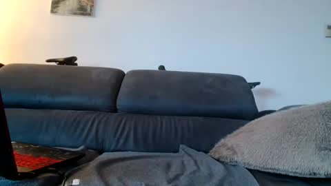 Riggell online show from 04/27/26, 05:22