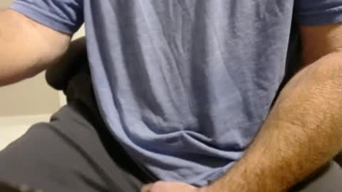 Snapshot of rightyoh chatting on 12/17/24, 01:29 rightyoh online show from 12/17/24, 01:29