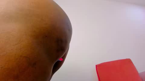 Rihanna Abiodun online show from 03/27/26, 08:26