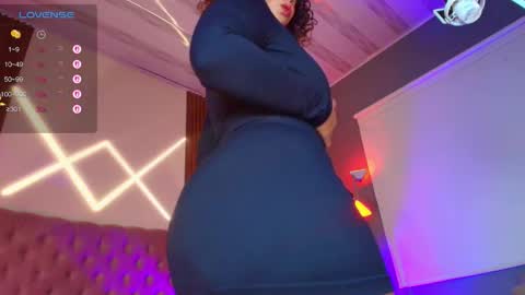 Snapshot of rihanna_rose chatting on 10/03/25, 04:20 Riha online show from 10/03/25, 04:20