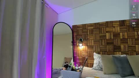 Sara online show from 10/20/25, 10:16