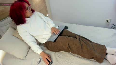 Sara online show from 04/09/26, 09:58