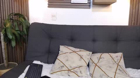 rihanna online show from 01/16/26, 05:00