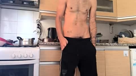 riia362963 online show from 11/25/25, 08:25