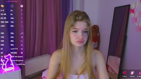 Rina online show from 04/16/26, 08:31