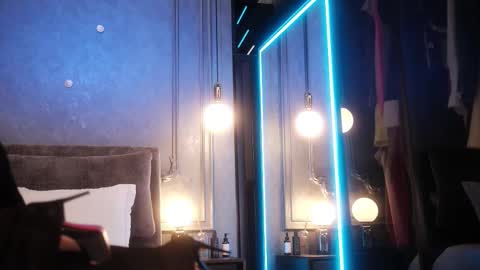    if you wanna buy smth stockingsph etc  custom videos or pics  online show from 09/12/25, 11:32