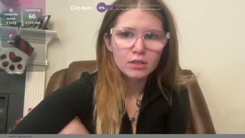 Snapshot of riley_ray69 chatting on 11/24/25, 05:12 riley_ray69 online show from 11/24/25, 05:12