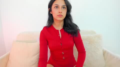 Snapshot of riley_tin chatting on 01/07/25, 12:41 riley_tin online show from 01/07/25, 12:41