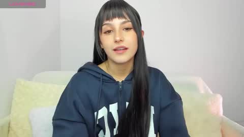 Snapshot of riley_tin chatting on 11/20/25, 07:24 riley_tin online show from 11/20/25, 07:24