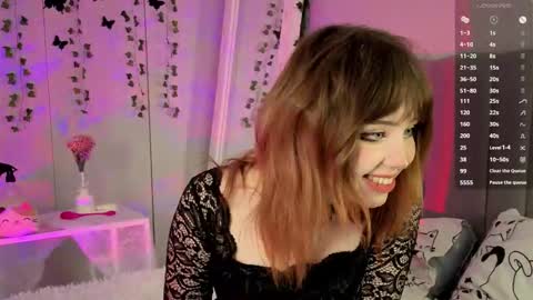 Snapshot of riley_vice chatting on 11/22/25, 08:24 Sofia online show from 11/22/25, 08:24