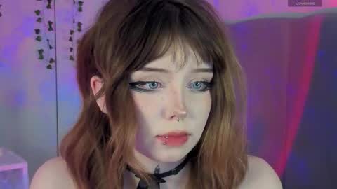 Snapshot of riley_vice chatting on 11/25/25, 10:48 Sofia online show from 11/25/25, 10:48